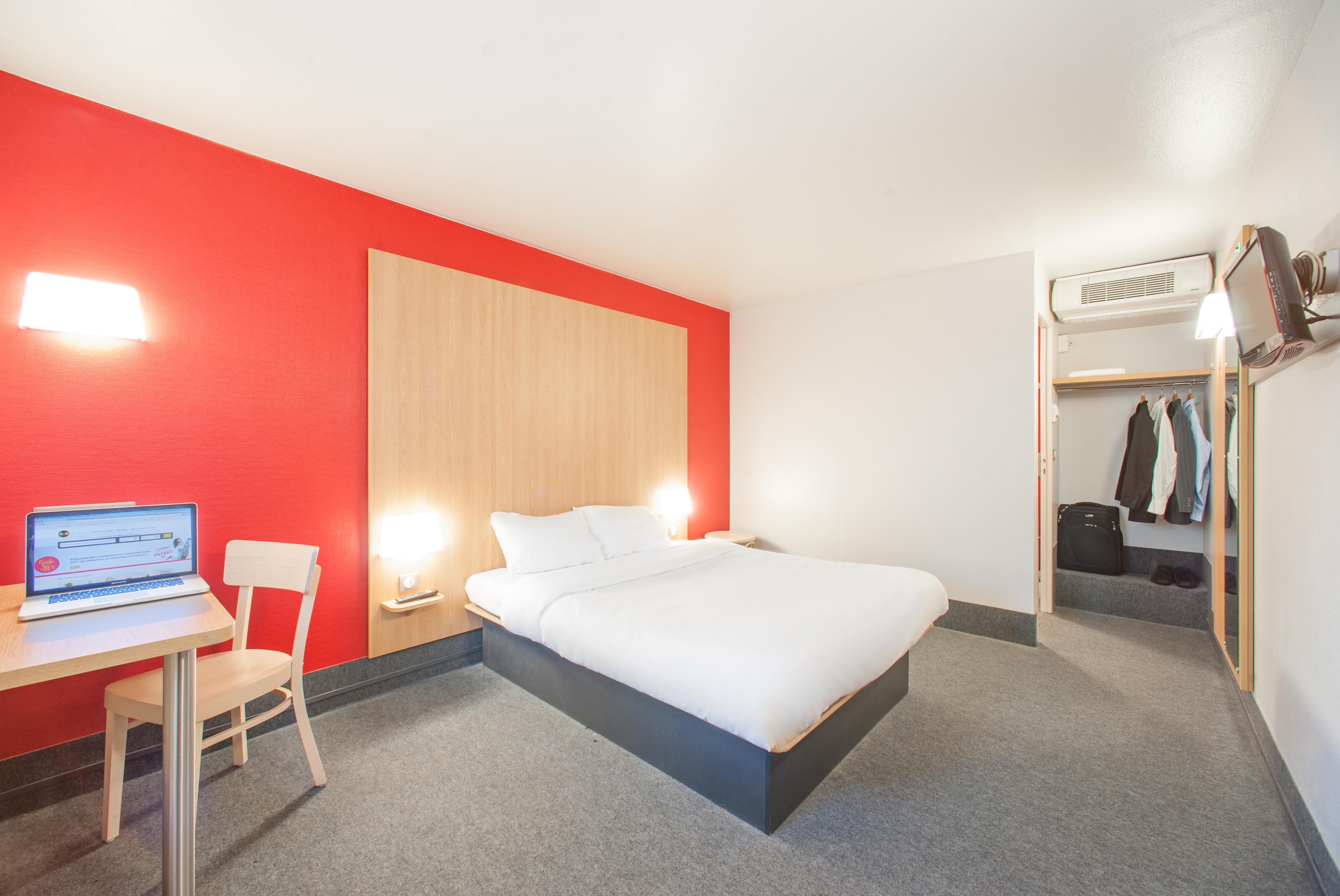 B&B Hotel Louveciennes Le Port-Marly Εξωτερικό φωτογραφία