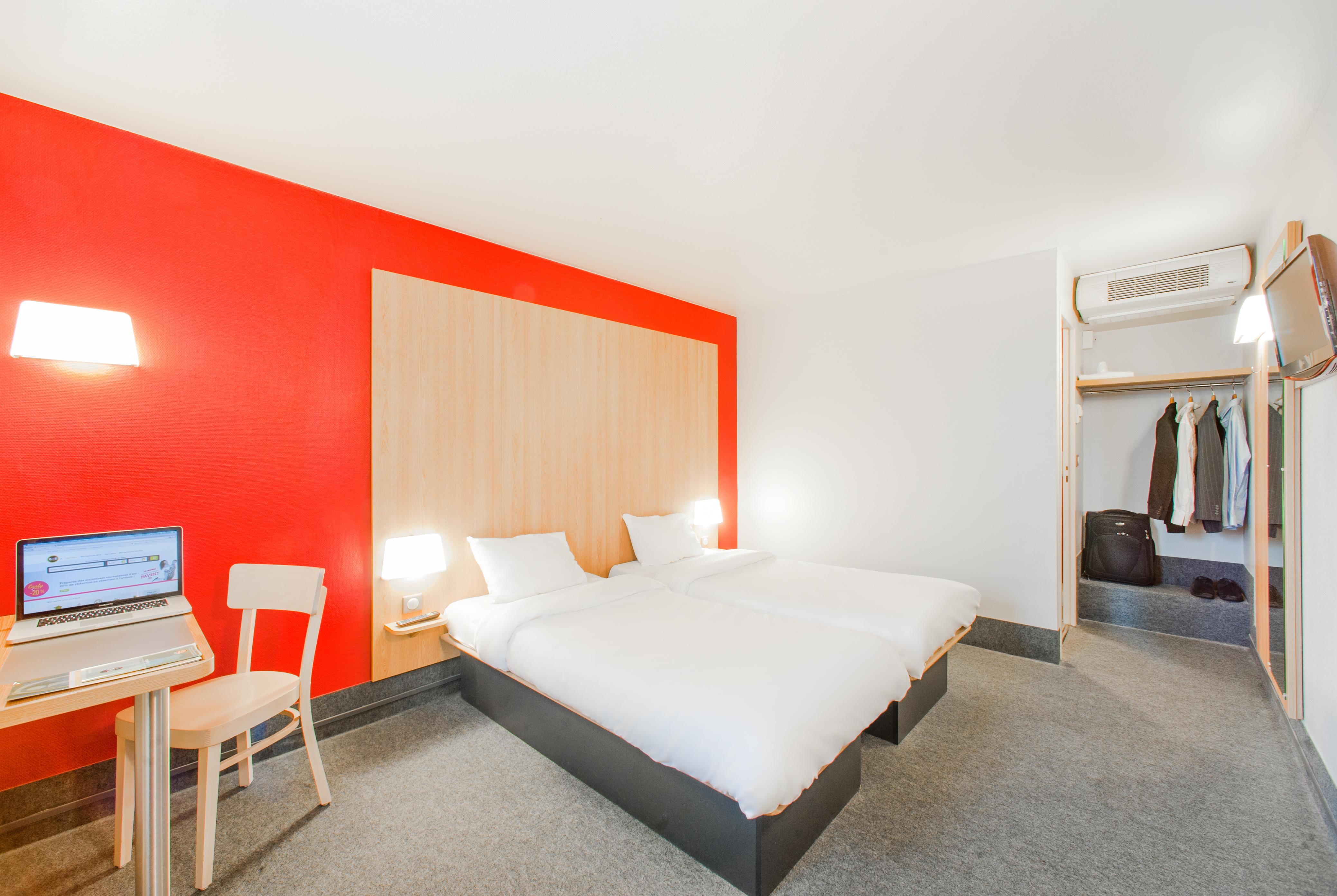 B&B Hotel Louveciennes Le Port-Marly Εξωτερικό φωτογραφία
