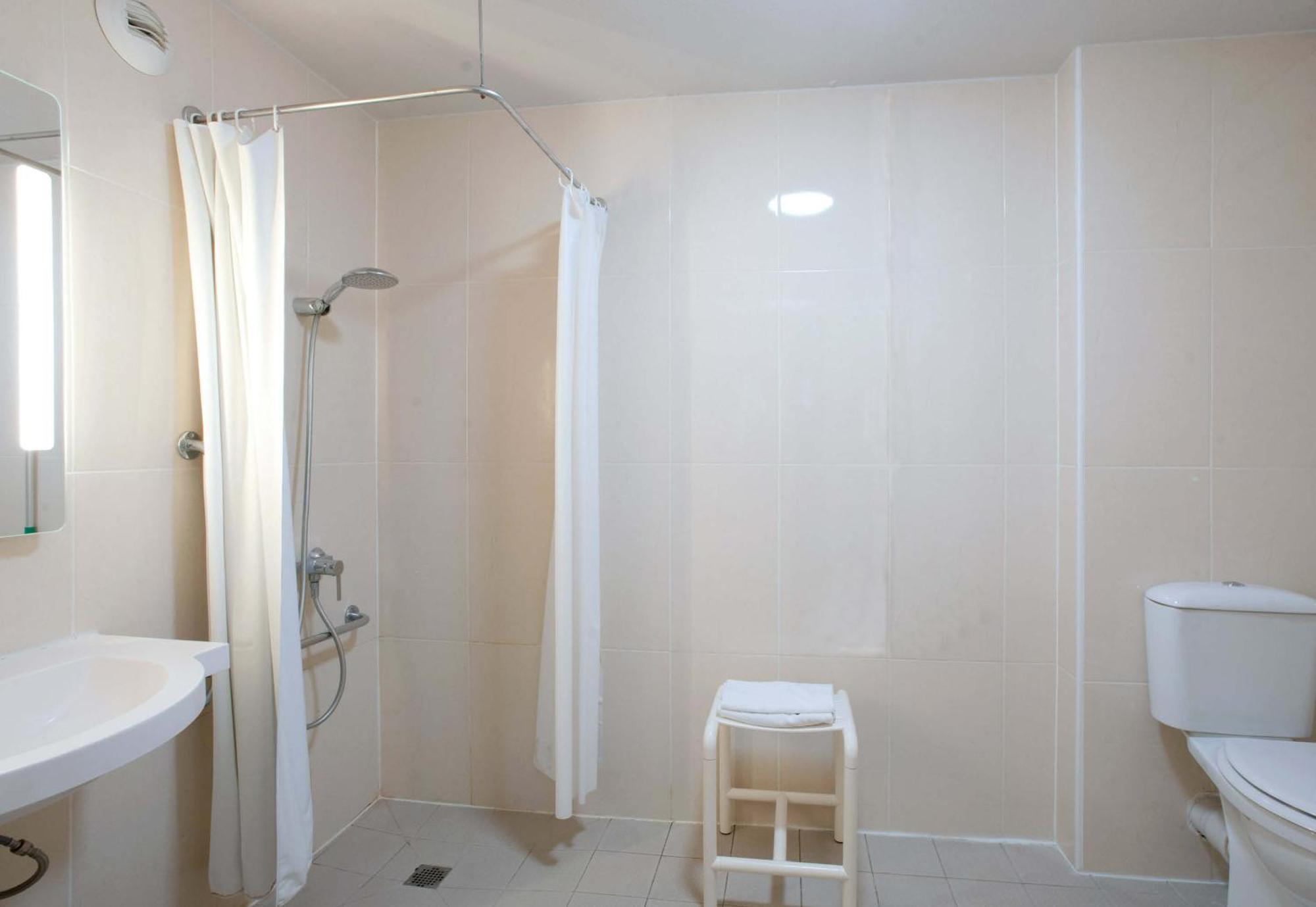 B&B Hotel Louveciennes Le Port-Marly Εξωτερικό φωτογραφία